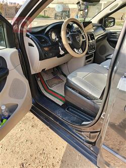 دودج جراند كارافان